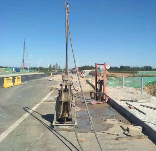 镇远公路高聚物注浆加固